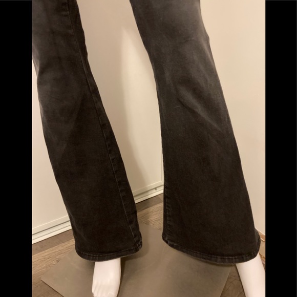 🆕💙TRUE RELIGION PULL ON JEANS💙🆕 - Picture 4 of 14